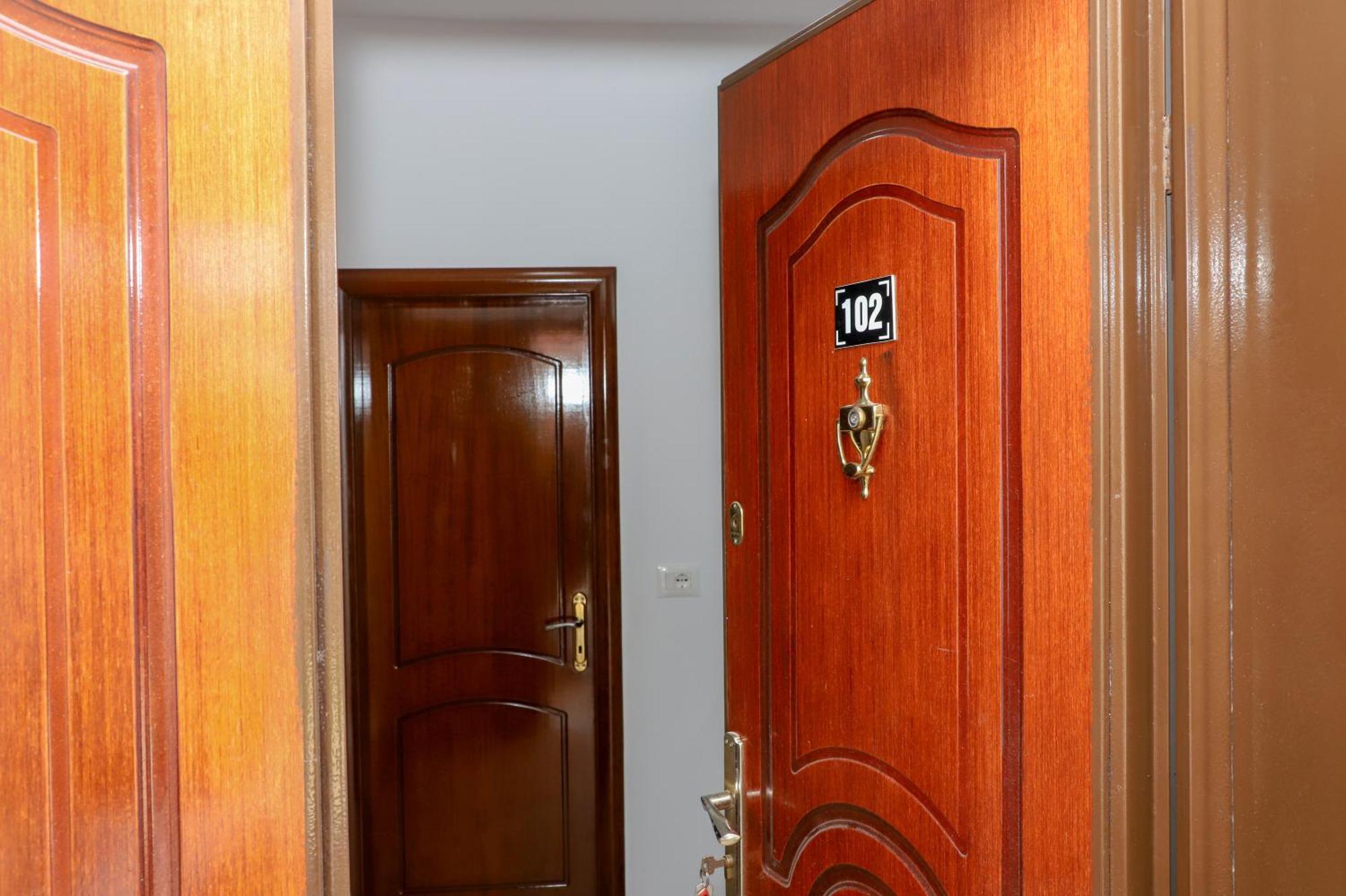 Guest House Esanbja Berat Exteriér fotografie